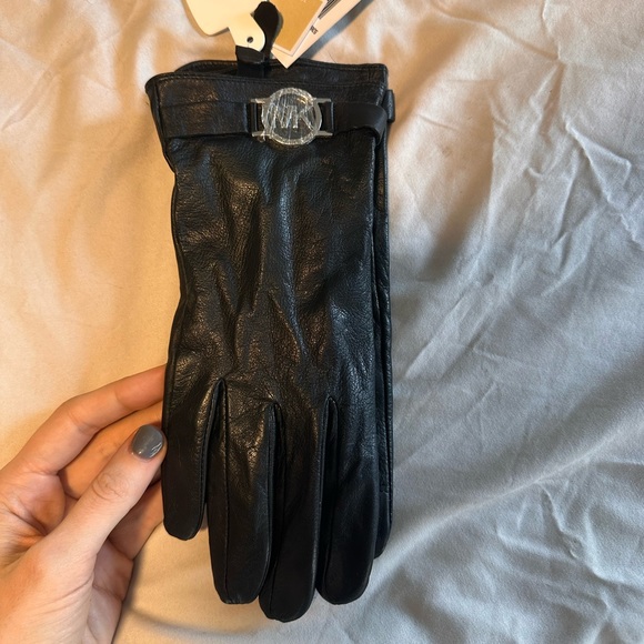 MK Michael Kors leather gloves - Picture 1 of 3
